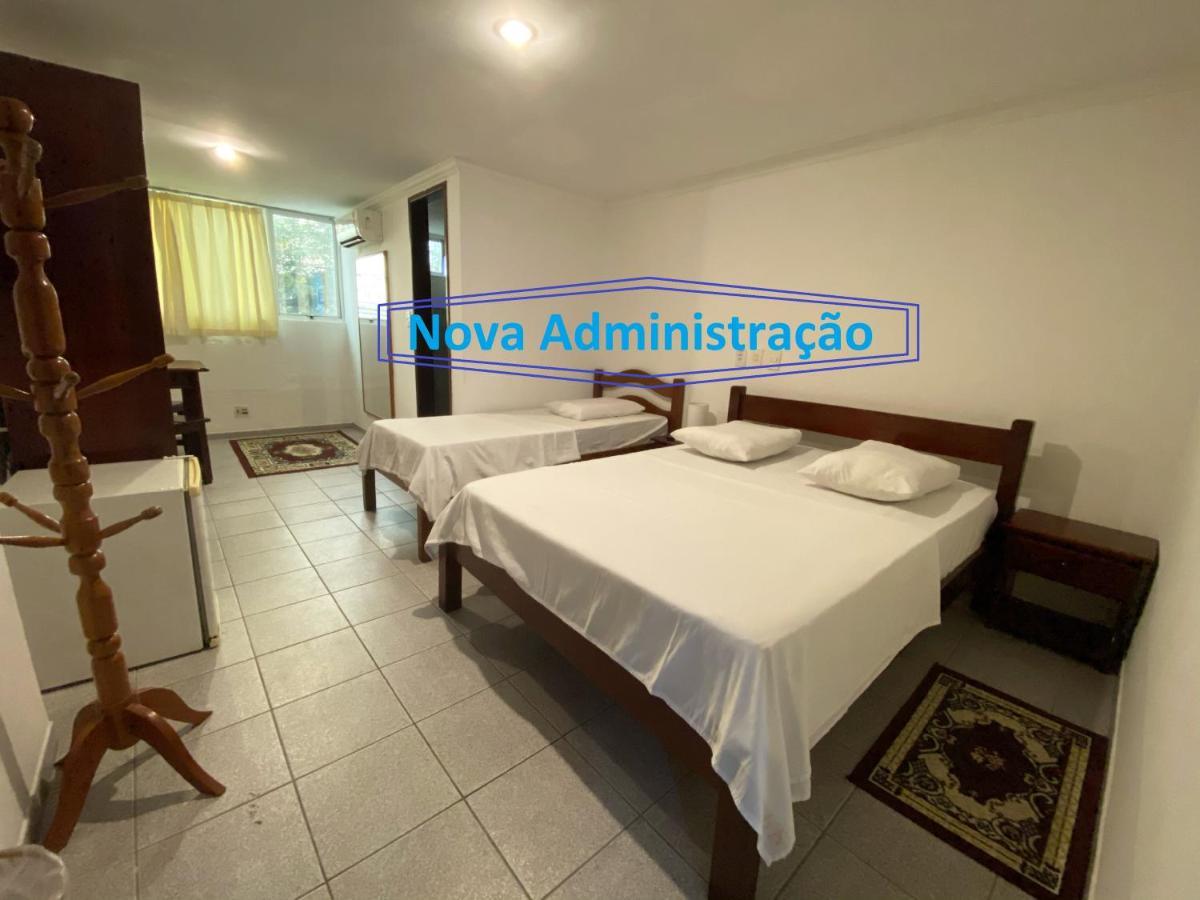 Hotel Pousada Da Praca Жабуатан-дус-Гуарарапіс Екстер'єр фото
